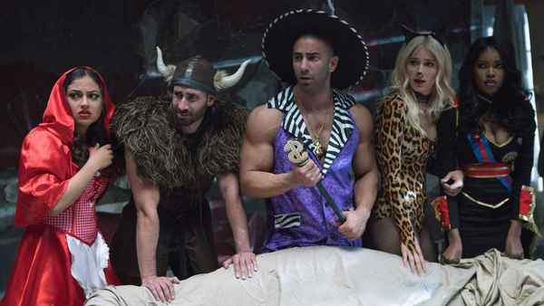 Boo 2! A Madea Halloween Poster 7