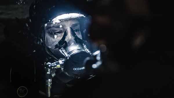 Breaking Surface Poster 6