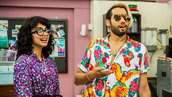 Bunty Aur Babli 2 Poster 6