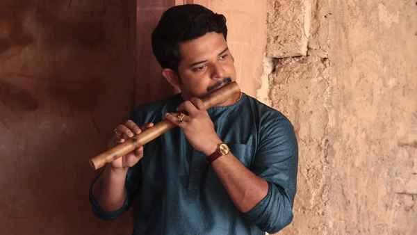 Byomkesh O Durgo Rohoshyo Poster 3