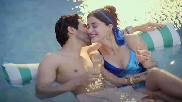 Call Me Bae Web Series (कॉल मी बे वेब सीरीज) Poster 3