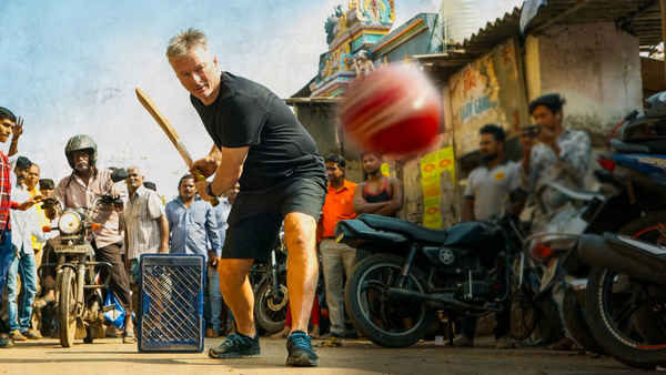 Capturing Cricket: Steve Waugh in India Poster 4