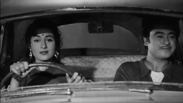 Chalti Ka Naam Gaadi Poster 4