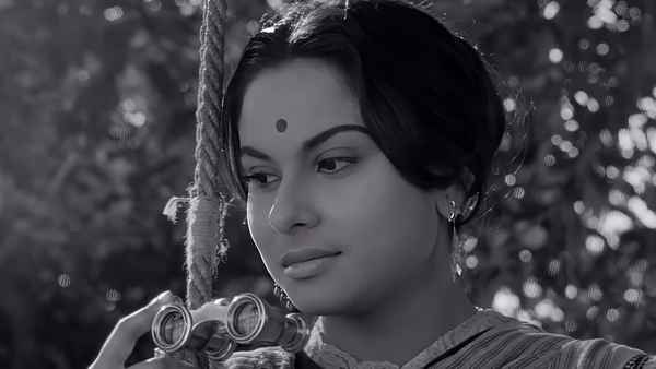 Charulata Poster 1