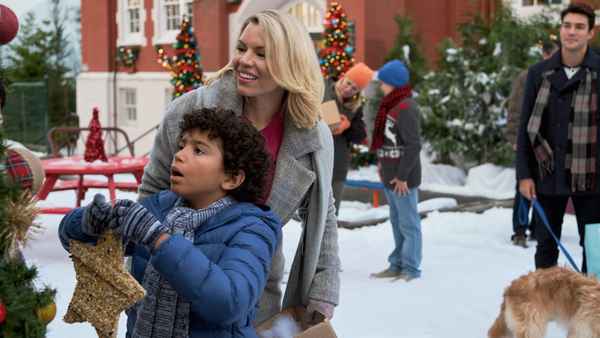 Cherished Memories: A Gift to Remember 2 Poster 2