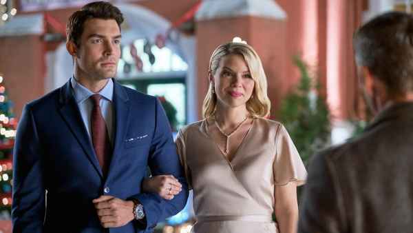 Cherished Memories: A Gift to Remember 2 Poster 4