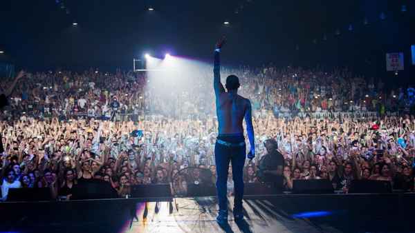 Chris Brown: Welcome to My Life Poster 6