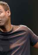 Chris Rock: Tamborine Poster 7