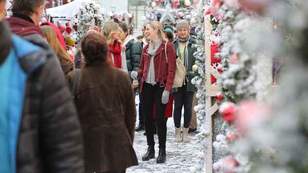 Christmas at the Palace Poster 3