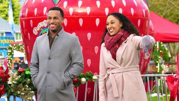 Christmas Comes Twice Poster 5