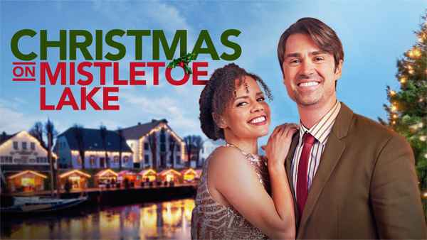 Christmas on Mistletoe Lake Poster 4