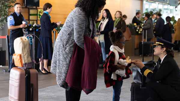 Christmas Takes Flight Poster 4