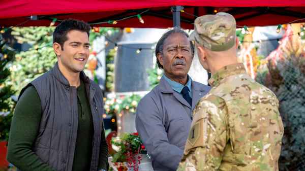 Christmas Under the Stars Poster 4