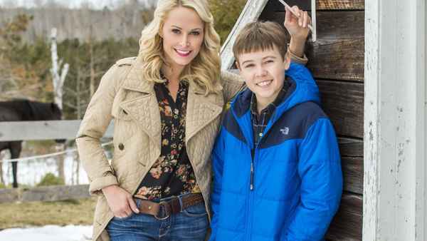 Christmas with Tucker Poster 1