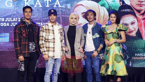 CINTA HILANG KATA Poster 1