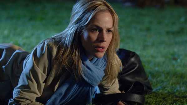 Circle of Friends Poster 3