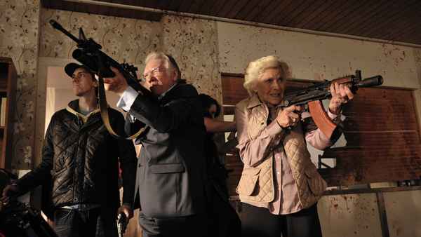 Cockneys vs Zombies Poster 6