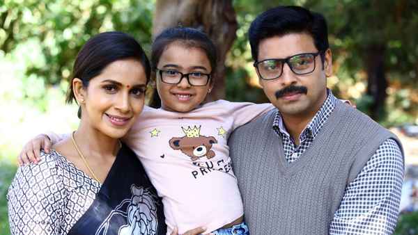 Coffee With Kadhal Poster 6