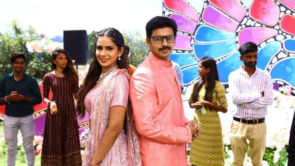 Coffee With Kadhal Poster 3