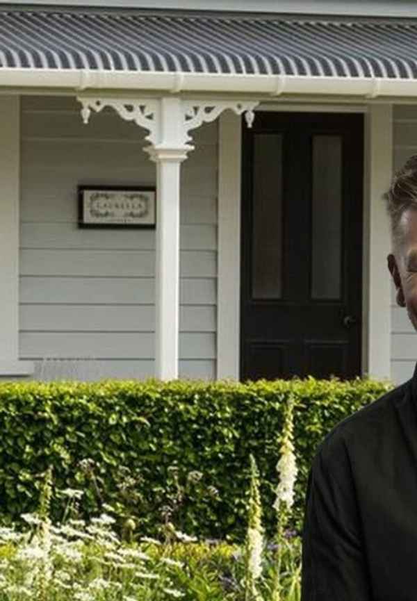 Country House Hunters: New Zealand Poster 2