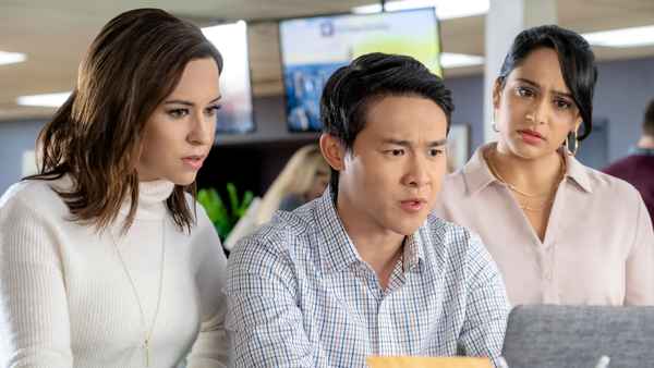 Crossword Mysteries: Riddle Me Dead Poster 1