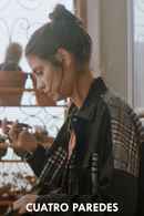 Cuatro paredes Poster 3