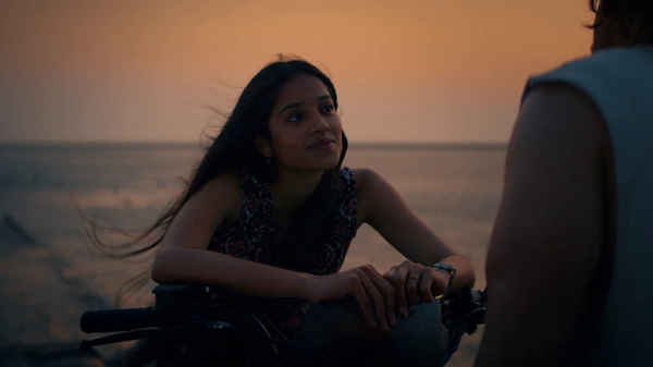 Dange (दंगे) Poster 5