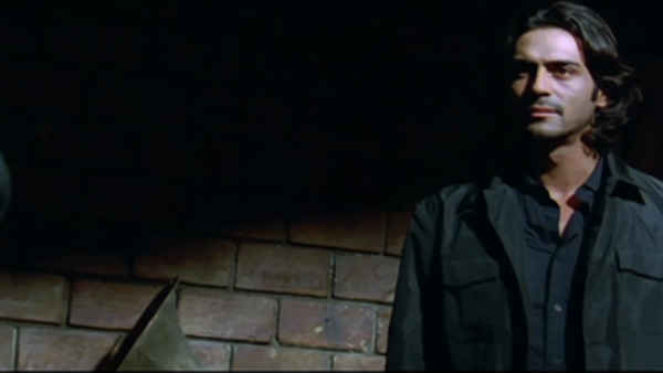 Darna Zaroori Hai Poster 1