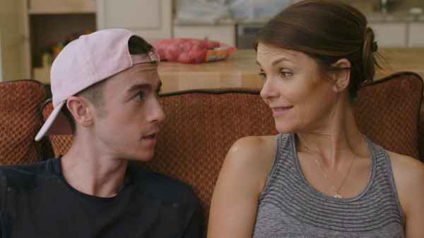 Dating My Mother Poster 1