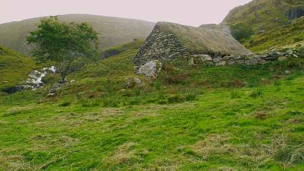 Dawn of the Dragonslayer Poster 7