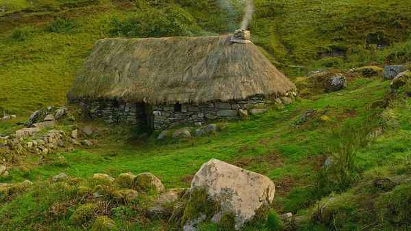 Dawn of the Dragonslayer Poster 6