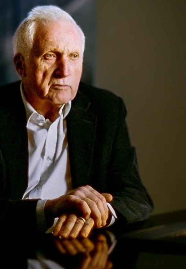 Days That Shook the BBC with David Dimbleby Poster 5