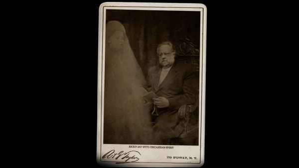 Deceptive Practice: The Mysteries and Mentors of Ricky Jay Poster 4