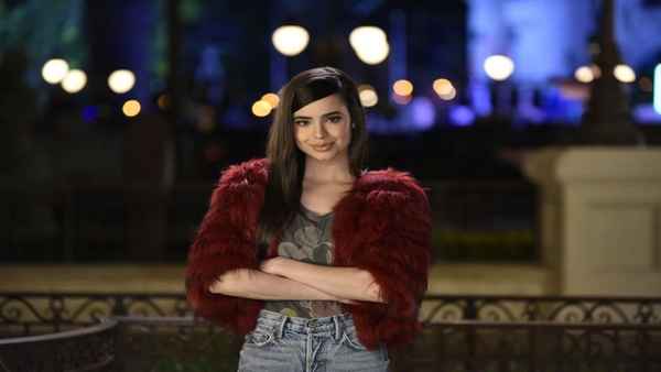 Decorating Disney: Holiday Magic Poster 6