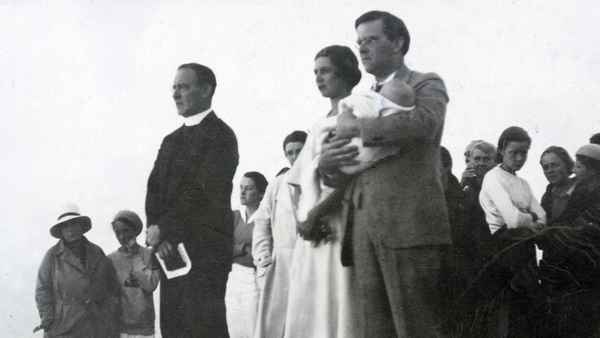 Defying the Nazis: The Sharps' War Poster 3