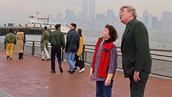 Delivering Milo Poster 3