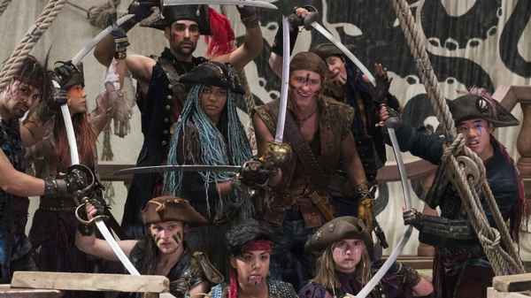 Descendants 2 Poster 7