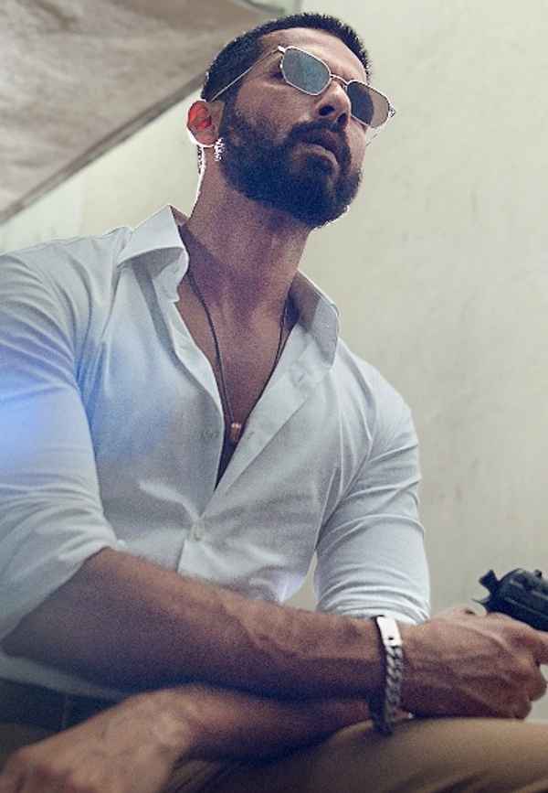 Deva (देवा) Poster 4