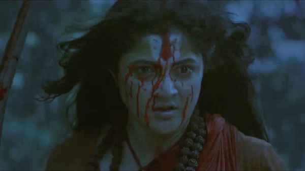 Devi Chowdhurani:  Bandit Queen of Bengal (ডেভি চৌধুরানী: বন্দিত কুইন অফ বেঙ্গল) Poster 4