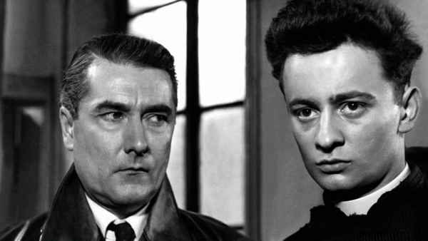 Diary of a Country Priest Poster 5