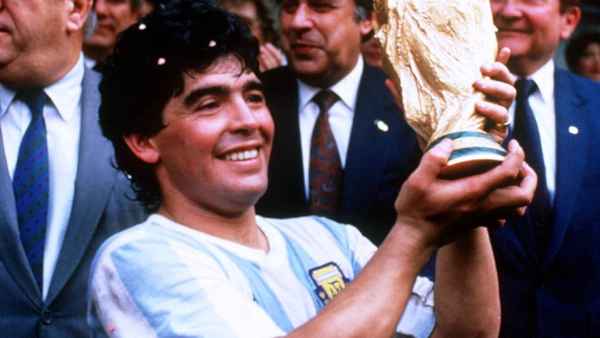 Diego Maradona Poster 7