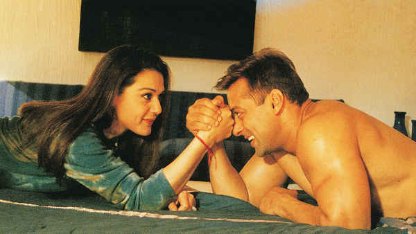 Dil Ne Jise Apna Kahaa Poster 4