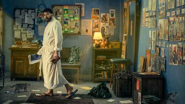 Dominic and The Ladies' purse Poster 5