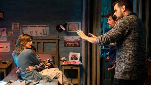 Don’t Listen Poster 5