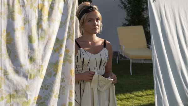 Don't Worry, Darling Poster 4