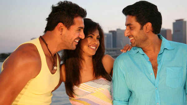 Dostana Poster 6