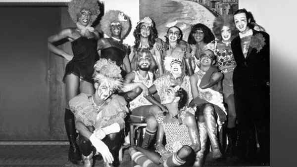 Dzi Croquettes Poster 1