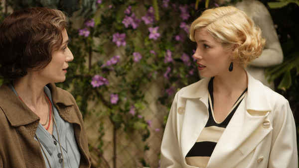 Easy Virtue Poster 6