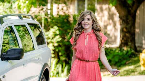 Eat, Play, Love Poster 7