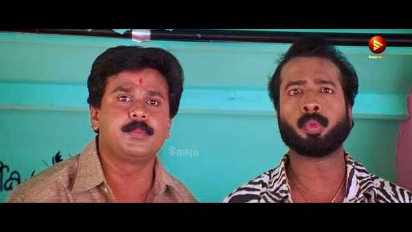 Ee Parakkum Thalika Poster 3